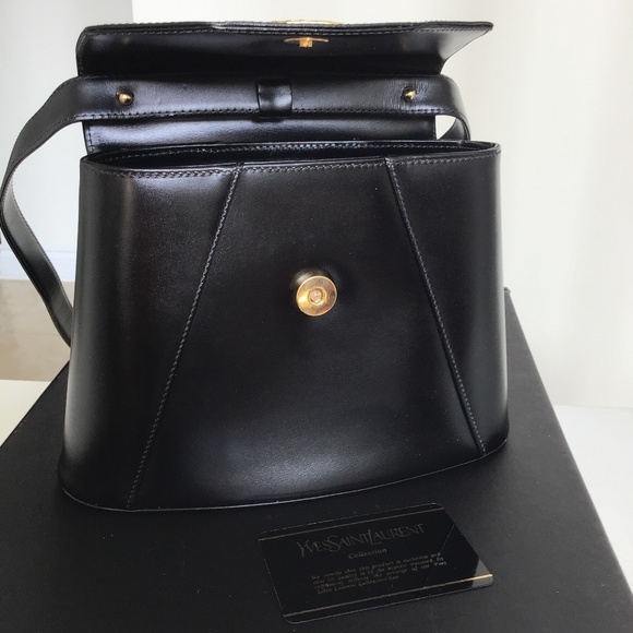 YSL Black Leather Handbag with YSL gold tone logo in the front - Picture 8 of 12